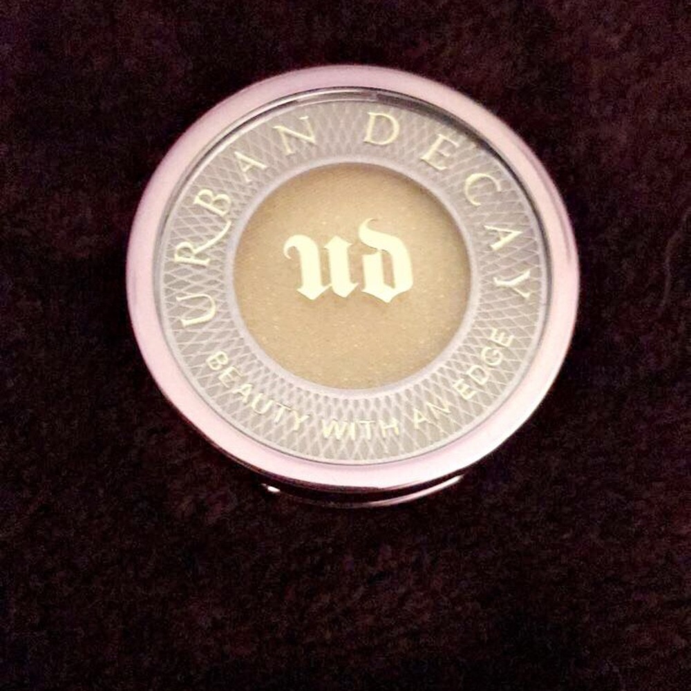 Urban Decay- Midnight Cowboy eyeshadow.